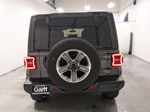 Used 2021 Jeep Wrangler Unlimited Sahara w/ Safety Group AWD/4WD image 8