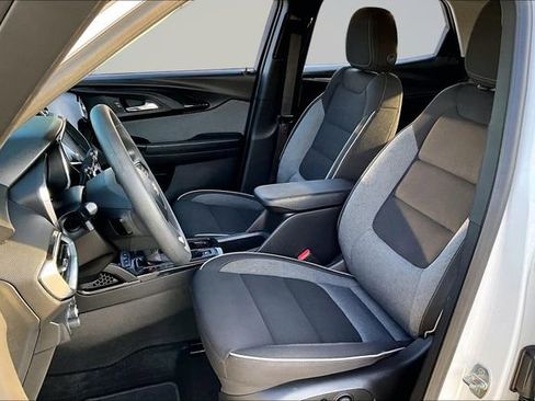 Used 2023 Chevrolet TrailBlazer LT w/ Convenience Package image 20