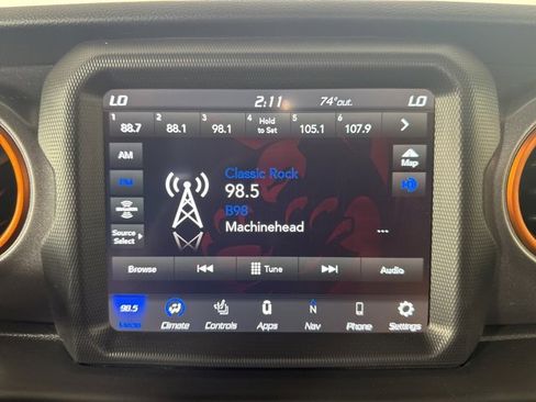 Used 2022 Jeep Gladiator Mojave w/ LED Lighting Group image 15