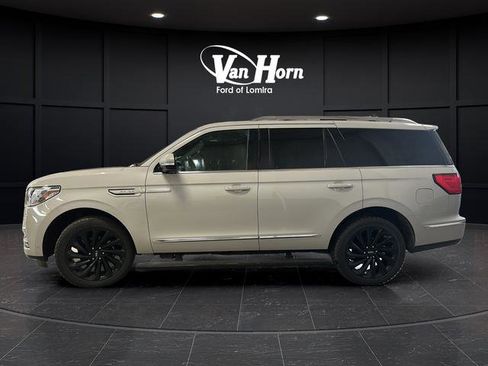 Used 2020 Lincoln Navigator Reserve w/ Equipment Group 208A Reserve AWD/4WD image 6