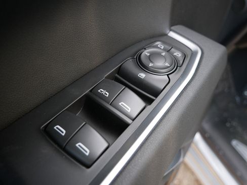 New 2026 GMC Sierra 1500 SLE w/ X31 Off-Road Package image 16