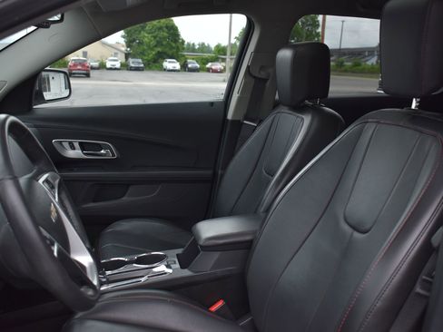 Used 2016 Chevrolet Equinox LTZ w/ Enhanced Convenience Package FWD image 13