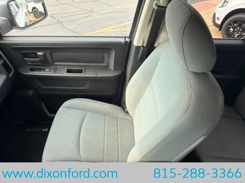 Used 2017 RAM 1500 ST w/ SXT Appearance Group AWD/4WD image 17