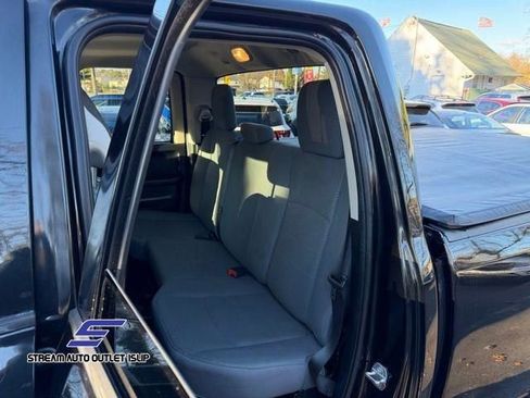 Used 2016 RAM 1500 Express w/ Black Ram 1500 Express Group image 26