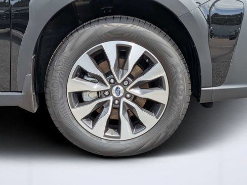 Used 2025 Subaru Outback Touring w/ Popular Package #2 AWD/4WD image 11