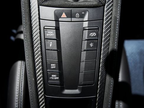 Used 2023 Porsche 718 Cayman GT4 RS RWD image 68