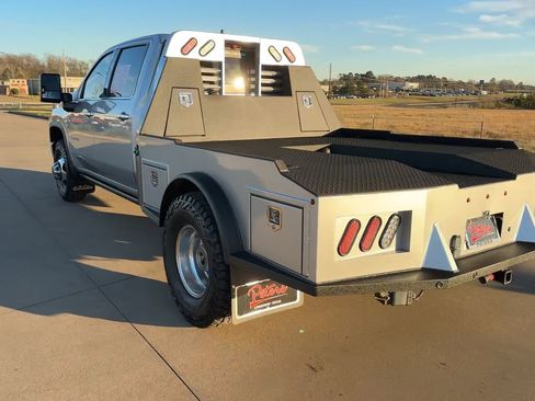 Used 2023 Chevrolet Silverado 3500 High Country w/ Safety Package II image 7