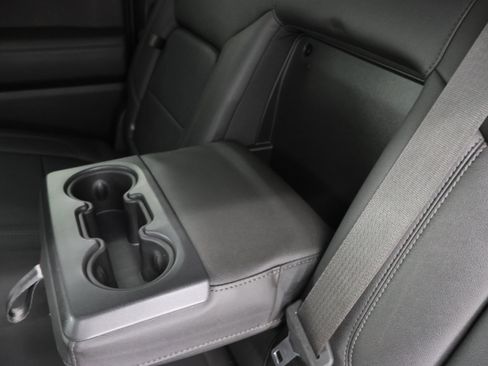 Used 2022 Chevrolet Silverado 1500 RST w/ Redline Edition AWD/4WD image 37