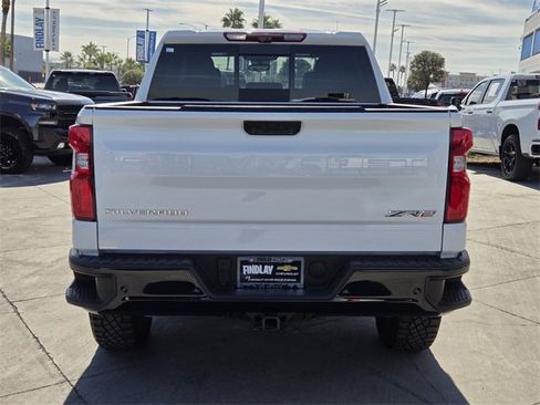 Certified 2024 Chevrolet Silverado 1500 ZR2 w/ Technology Package image 5