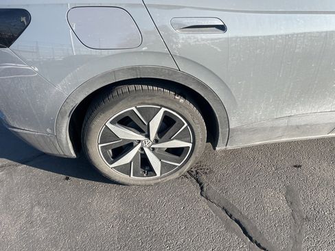 Used 2023 Volkswagen ID.4 S image 13