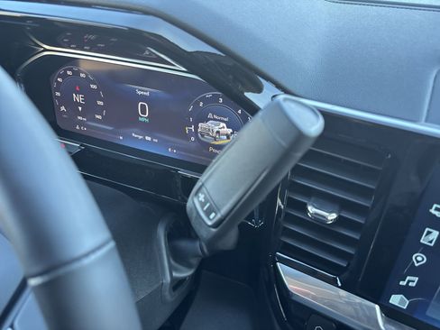 New 2026 Chevrolet Silverado 3500 LT w/ Convenience Package image 22