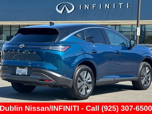 Used 2025 Nissan Murano SL w/ Cargo Package AWD/4WD image 4