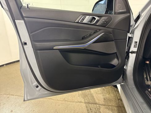 Used 2026 BMW X5 M60i image 20