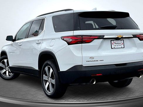 Used 2023 Chevrolet Traverse LT w/ LT Premium Package image 13