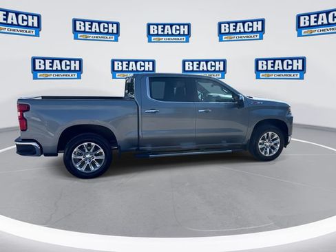 Used 2019 Chevrolet Silverado 1500 LTZ AWD/4WD image 9