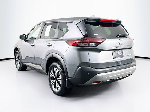 Used 2023 Nissan Rogue SV AWD/4WD image 5