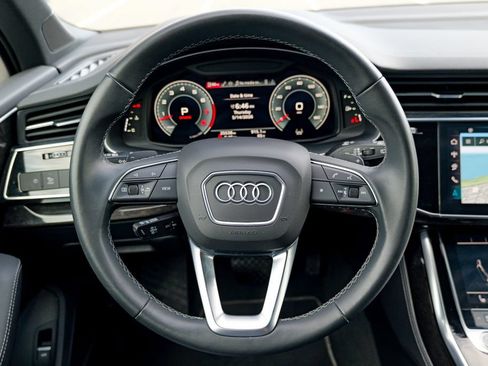 Used 2025 Audi Q7 3.0T Premium Plus AWD/4WD image 44