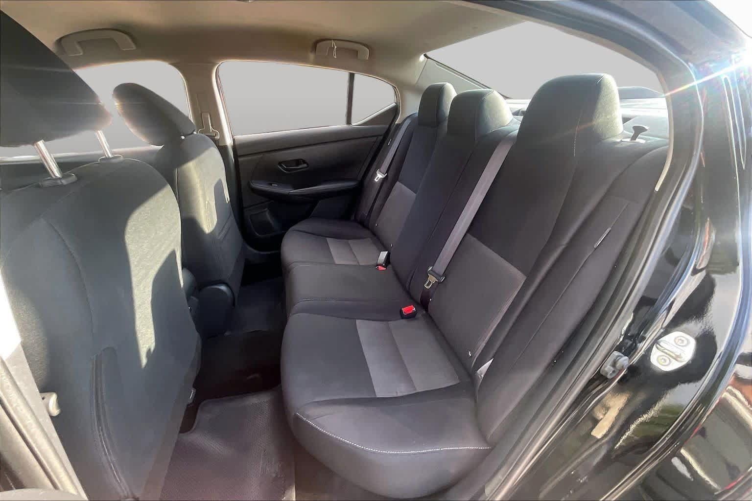 Used 2024 Nissan Sentra SV FWD image 20