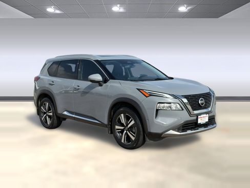 Used 2021 Nissan Rogue Platinum FWD image 7