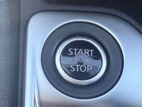 Used 2024 Nissan Sentra SV image 17