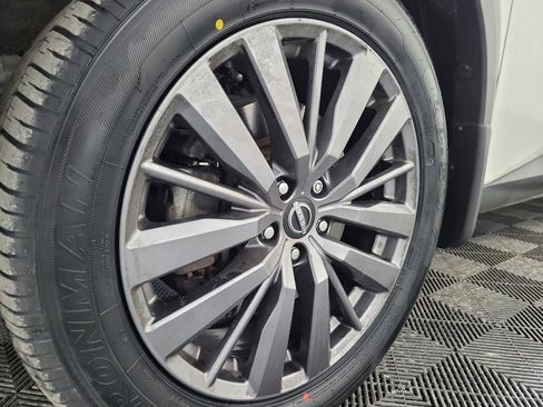 Used 2022 Nissan Pathfinder SL w/ SL Premium Package image 31