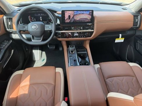 New 2026 Nissan Pathfinder Platinum FWD image 20