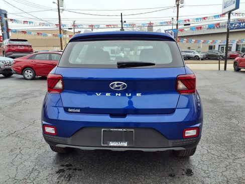 Certified 2023 Hyundai Venue Limited image 5