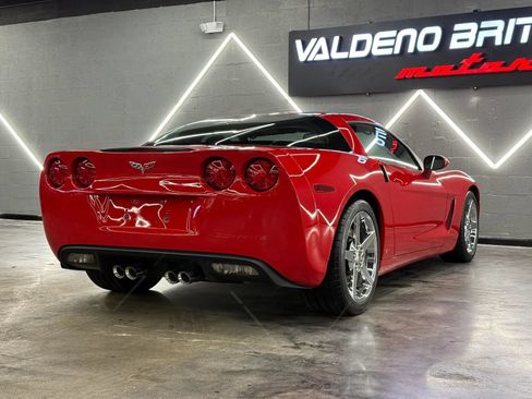 Used 2007 Chevrolet Corvette Coupe w/ Preferred Equipment Group RWD image 15