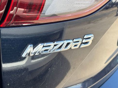 Used 2018 MAZDA MAZDA3 Touring FWD image 23