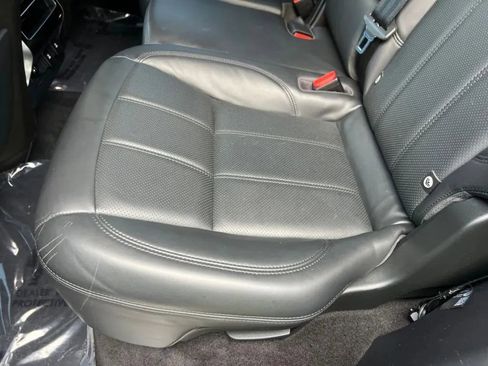Used 2018 Land Rover Range Rover Sport HSE AWD/4WD image 22
