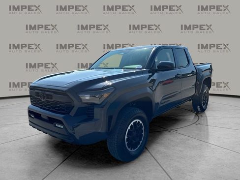 Used 2026 Toyota Tacoma TRD Off-Road AWD/4WD image 1
