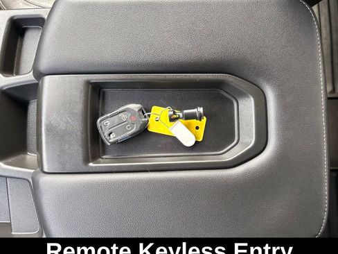 Certified 2020 Chevrolet Silverado 1500 LT w/ All-Star Edition image 33