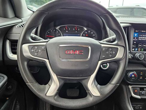 Used 2024 GMC Terrain SLE w/ Driver Convenience Package FWD image 14