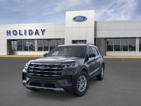 New 2026 Ford Explorer Active image 3