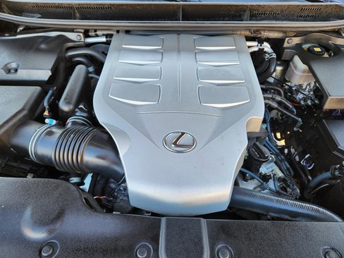 Used 2018 Lexus GX 460 image 38