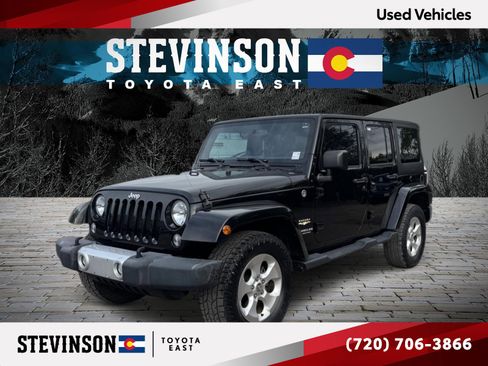 Used 2015 Jeep Wrangler Unlimited Sahara w/ Connectivity Group AWD/4WD image 1