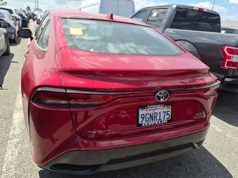 Used 2023 Toyota Mirai w/ Advanced Technology Package RWD image 4