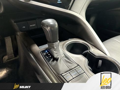 Used 2023 Toyota Camry SE FWD image 18