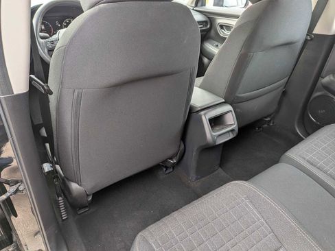 Certified 2023 Honda HR-V LX image 16