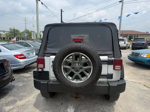Used 2008 Jeep Wrangler X AWD/4WD image 4