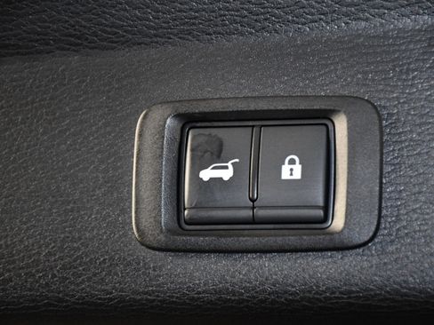 Used 2023 Mitsubishi Outlander SE AWD/4WD image 51