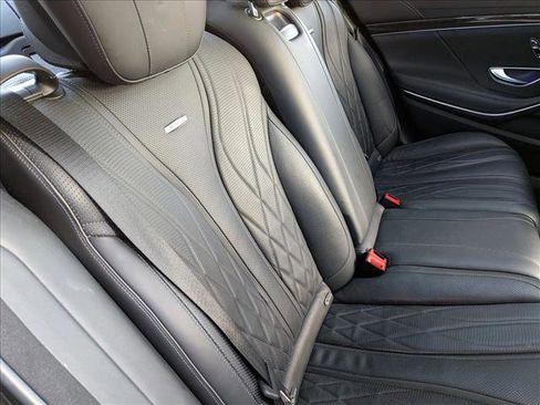 Used 2016 Mercedes-Benz S 63 AMG 4MATIC Sedan image 18