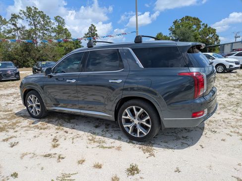 Used 2022 Hyundai Palisade Limited FWD image 6