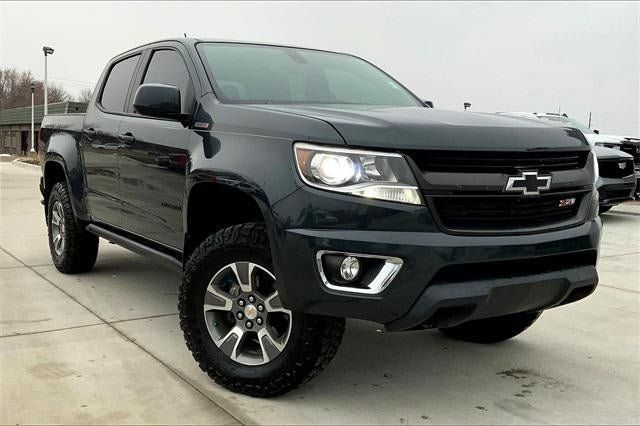 Used 2017 Chevrolet Colorado Z71 AWD/4WD image 32