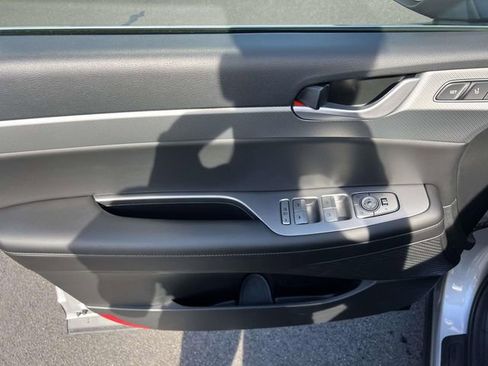 Certified 2025 Hyundai Palisade SEL image 16