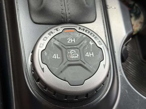 Used 2024 Ford Bronco Outer Banks AWD/4WD image 28