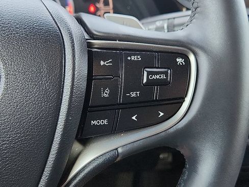 Used 2022 Lexus ES 350 w/ Accessory Package FWD image 17