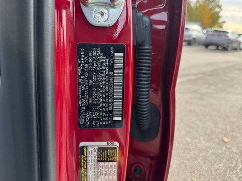 Used 2025 Hyundai Kona SEL image 23