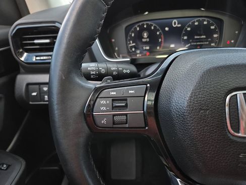 Certified 2023 Honda Pilot Elite image 26