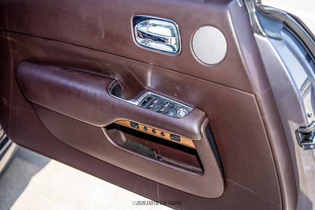 Used 2016 Rolls-Royce Wraith RWD image 30